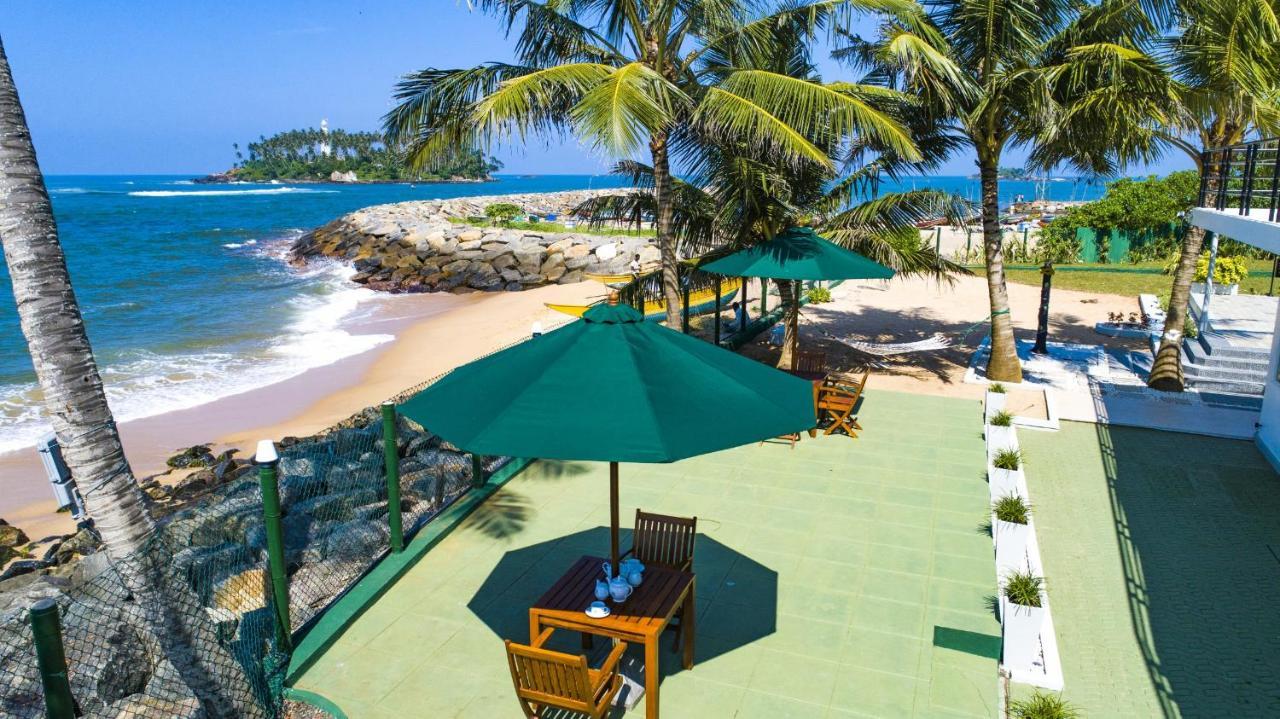 Manara Beach Resort Beruwala Exteriör bild